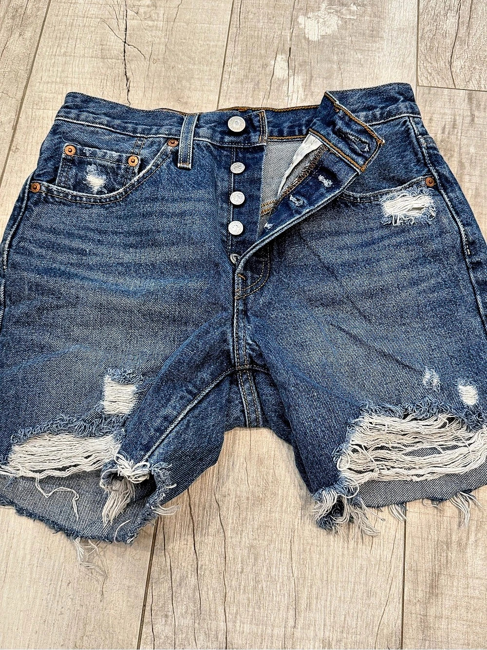 Levi's 501 Size 26 Original Shorts Original Distressed Denim Shorts Blue